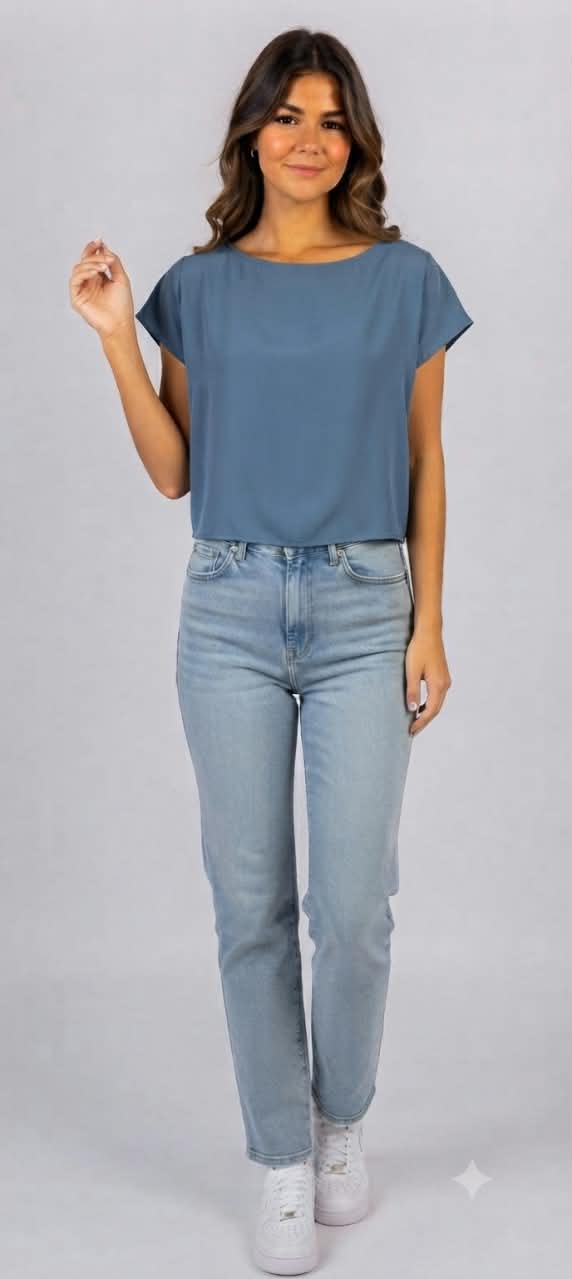 BLUSA AZUL OSCURO