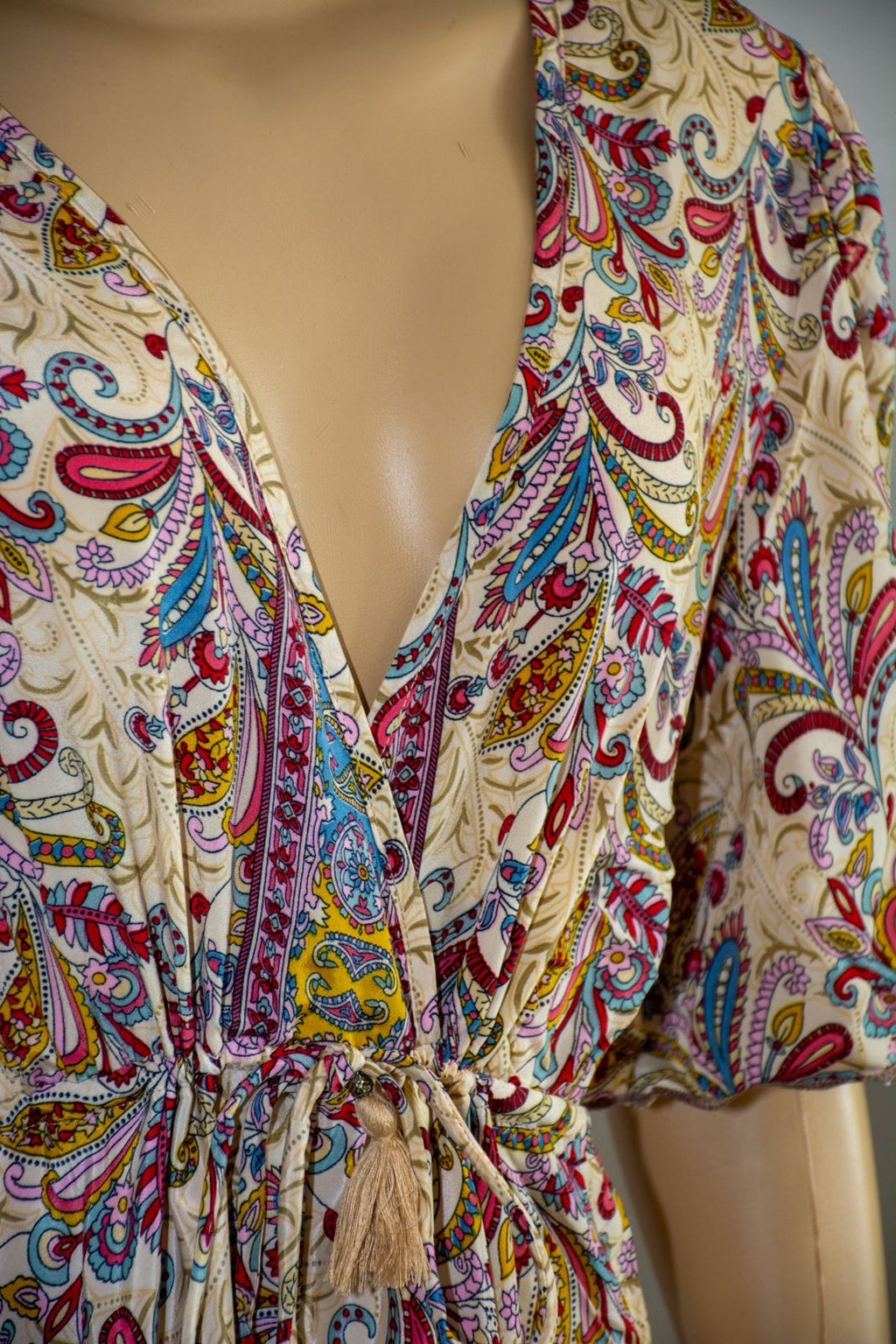 VESTIDO MIDI PAISLEY CREAM BOHO